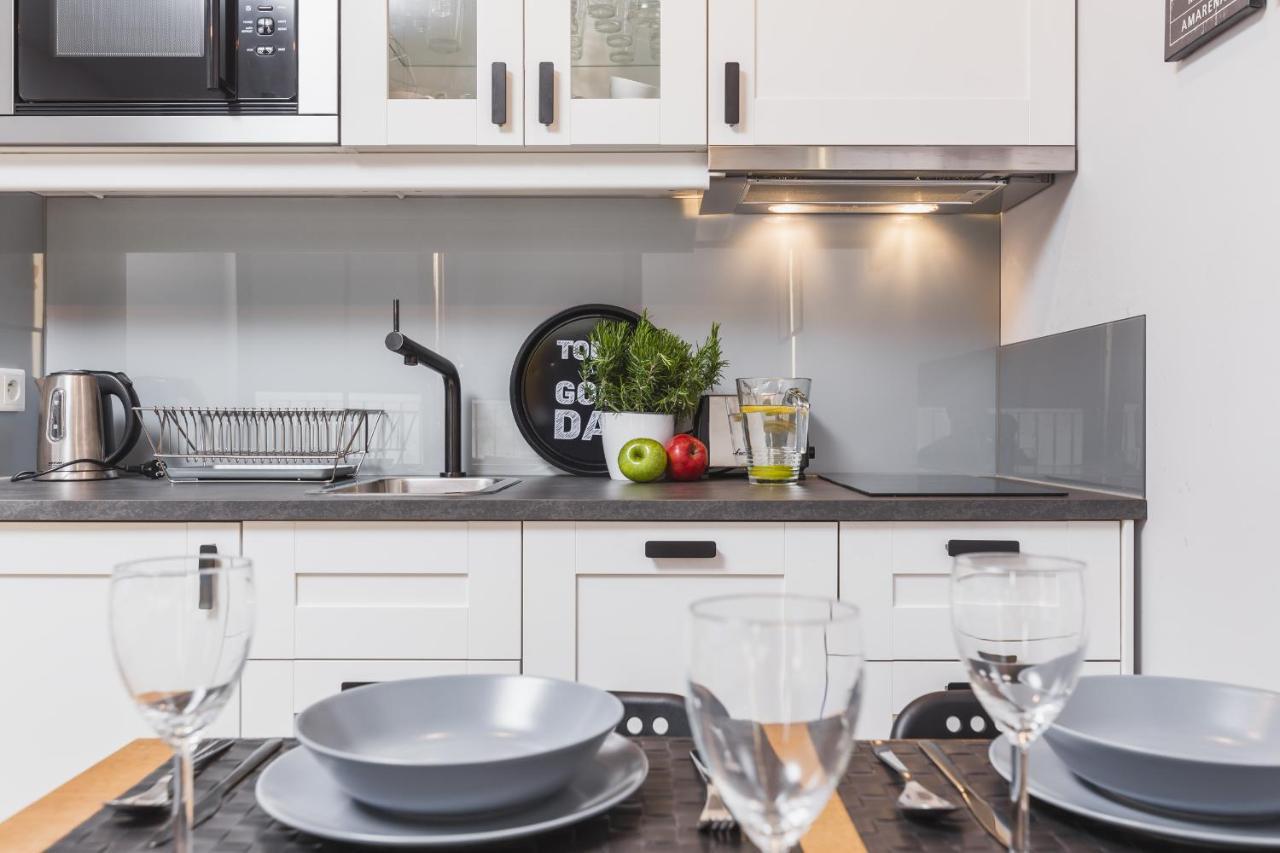 Sunflower Apartment Old Town Krakow Ngoại thất bức ảnh