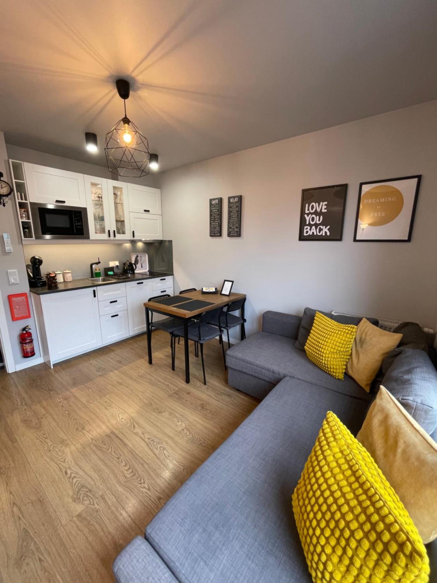 Sunflower Apartment Old Town Krakow Ngoại thất bức ảnh