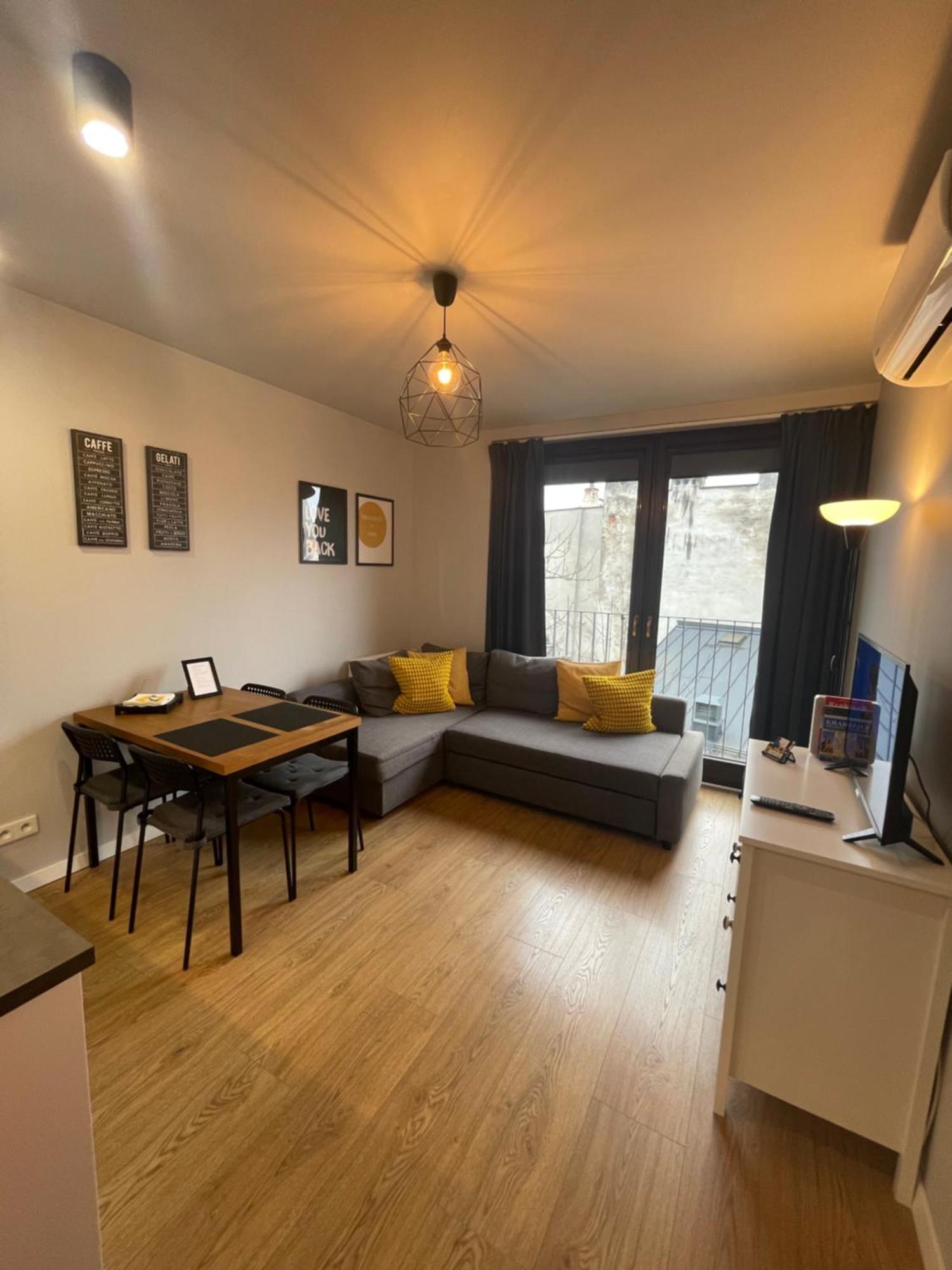 Sunflower Apartment Old Town Krakow Ngoại thất bức ảnh